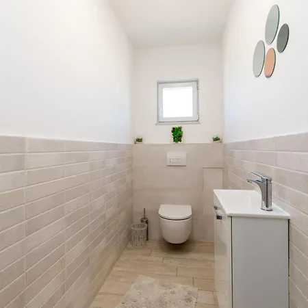 Holiday home Lovely In With Wifi Benkovac